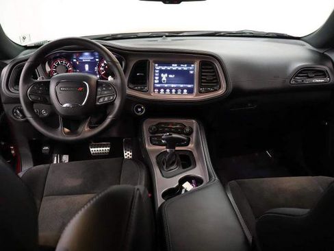 Used 2023 Dodge Challenger GT w/ Plus Package RWD image 38