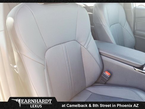 Used 2025 Toyota Camry XSE image 6