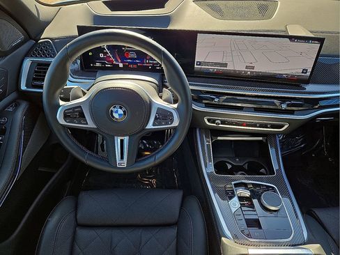 Used 2026 BMW X5 M60i image 18
