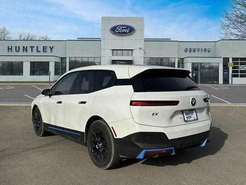 Used 2024 BMW iX xDrive50 w/ Convenience Package image 6