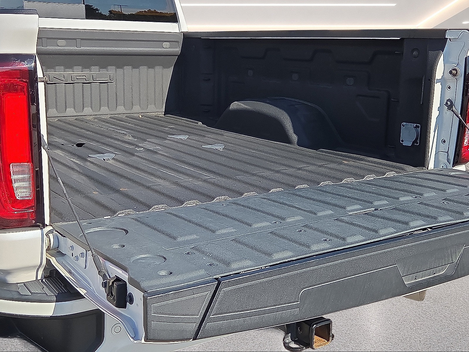 Used 2022 GMC Sierra 2500 Denali AWD/4WD image 18