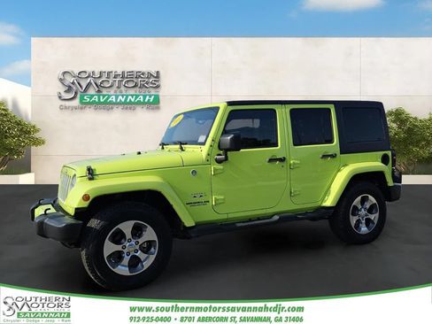 Used 2016 Jeep Wrangler Unlimited Sahara w/ Connectivity Group AWD/4WD image 1