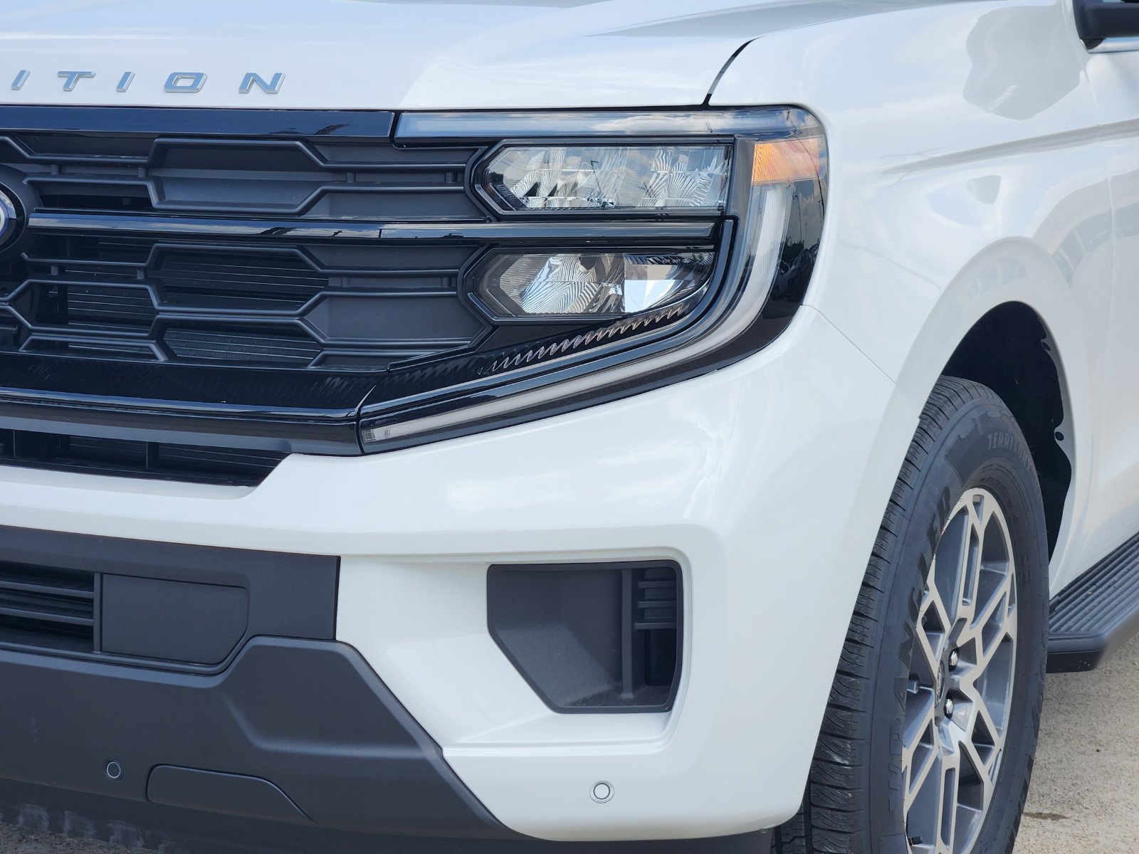 New 2026 Ford Expedition Active RWD image 10
