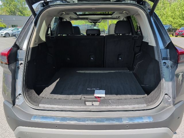 Certified 2023 Nissan Rogue SV w/ SV Premium B Package AWD/4WD image 5