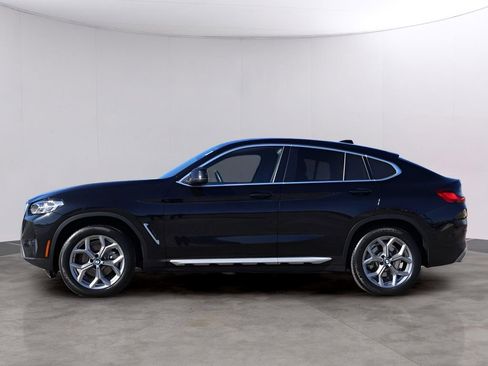 Used 2025 BMW X4 xDrive30i image 4