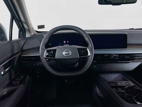 Used 2025 Nissan Murano SL w/ Cargo Package image 21