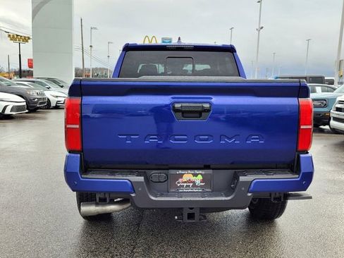 New 2024 Toyota Tacoma TRD Sport w/ TRD Sport Upgrade Package image 6