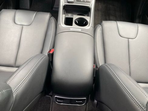 Certified 2023 Hyundai Santa Fe SEL w/ Premium Package image 36