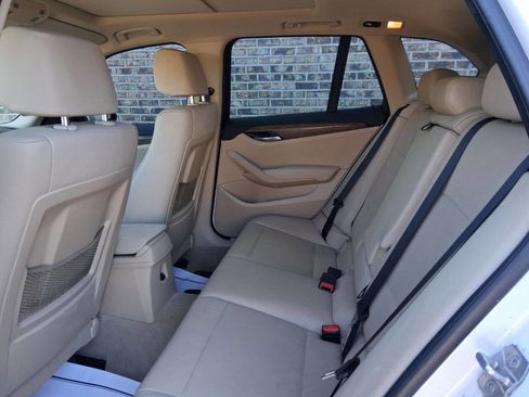 Used 2015 BMW X1 sDrive28i RWD image 10