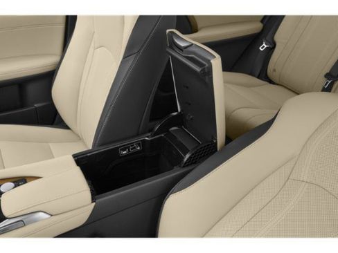 Used 2019 Lexus RX 450h AWD w/ Navigation Package image 14