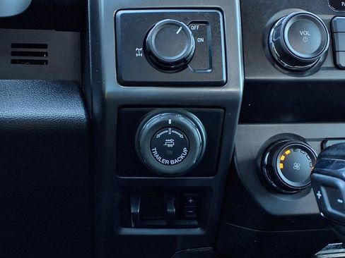 Used 2020 Ford F150 XLT w/ Equipment Group 302A Luxury image 13