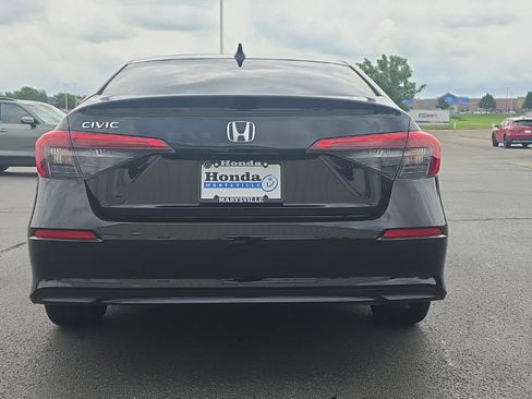 Used 2024 Honda Civic LX image 6