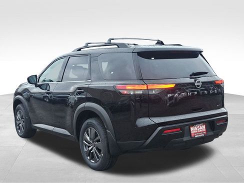 New 2026 Nissan Pathfinder SV image 12