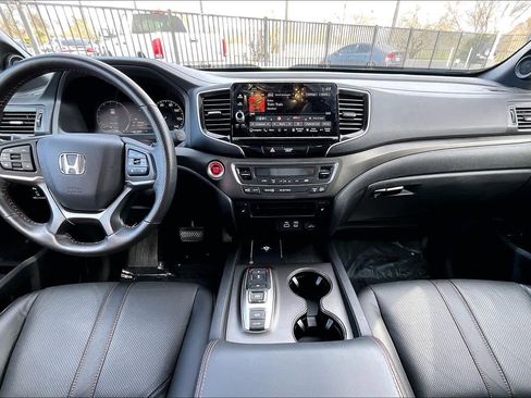 Certified 2025 Honda Ridgeline TrailSport image 15