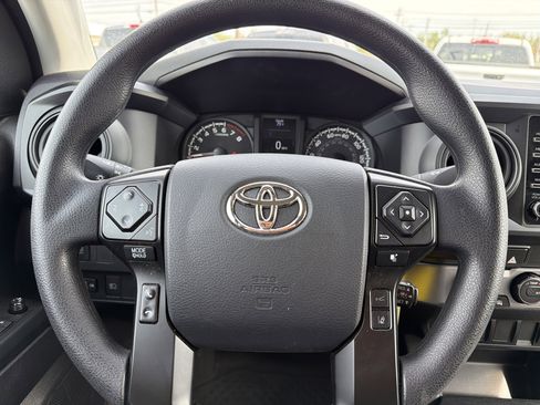 Used 2023 Toyota Tacoma SR AWD/4WD image 13