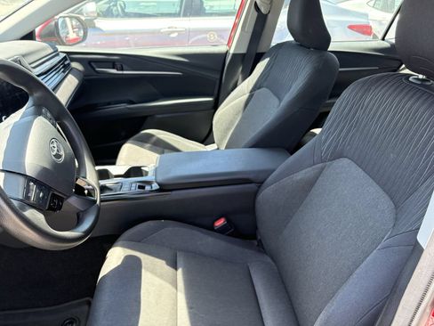 Certified 2025 Toyota Camry LE FWD image 8