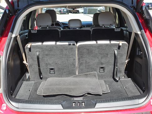 Used 2023 Ford Explorer Limited image 27