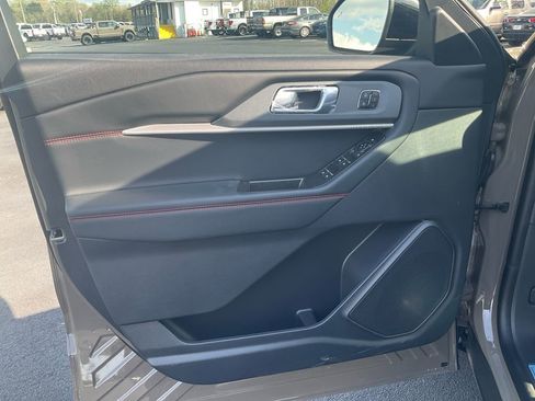 New 2026 Ford Explorer ST-Line w/ ST-Line Street Pack RWD image 17