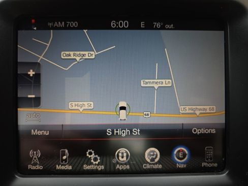 Used 2015 Jeep Cherokee Trailhawk AWD/4WD image 26