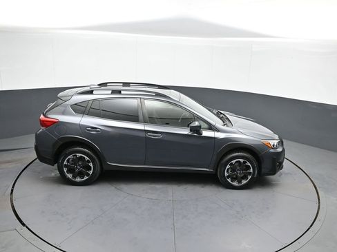 Used 2021 Subaru Crosstrek 2.0i Premium w/ Moonroof Package image 37