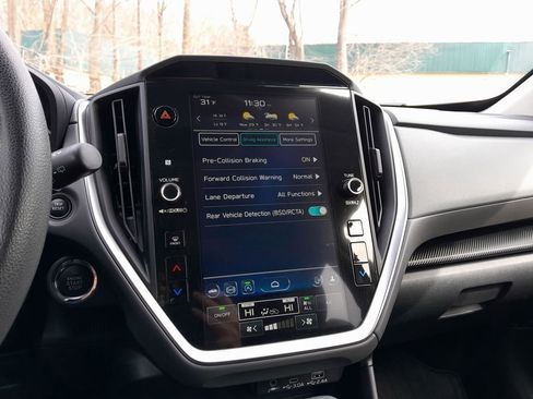 Used 2024 Subaru Crosstrek 2.0i Premium image 21