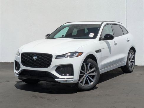 New 2026 Jaguar F-PACE R-Dynamic S image 1