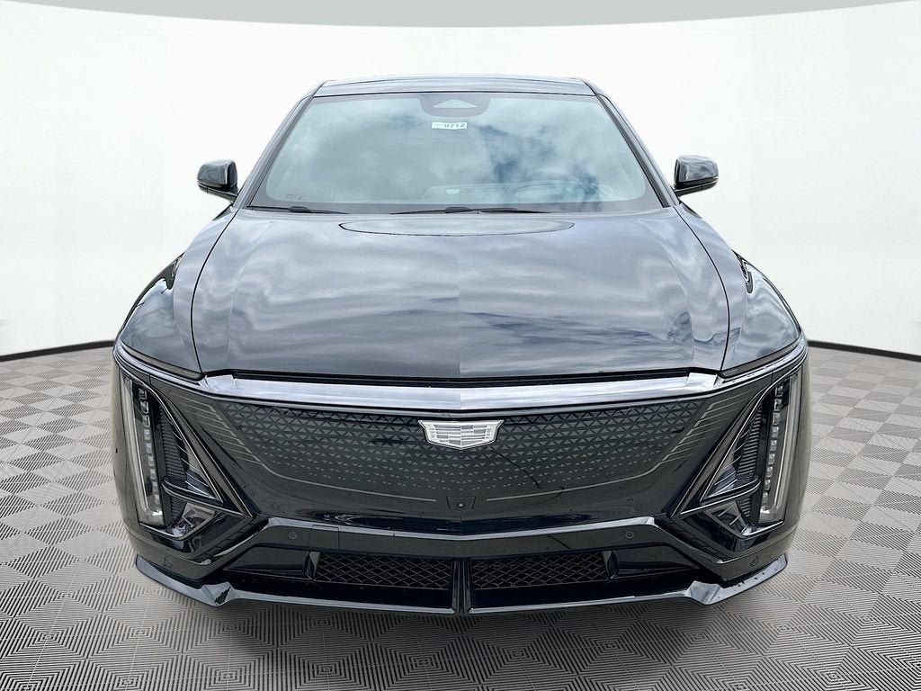New 2026 Cadillac Lyriq V AWD/4WD image 2