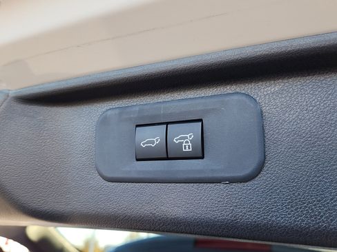 Used 2025 Toyota Grand Highlander AWD image 30