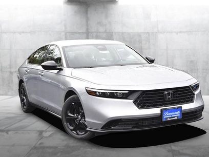 New 2025 Honda Accord SE