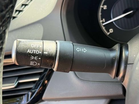 Used 2020 Acura RDX FWD image 28
