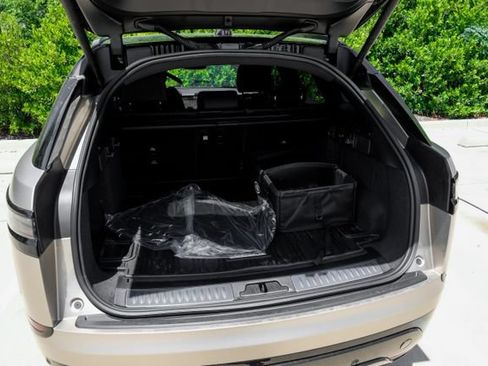 New 2026 Land Rover Range Rover Velar Belgravia AWD/4WD image 63