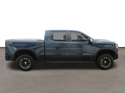 Used 2023 Chevrolet Silverado 1500 ZR2 w/ Technology Package image 6