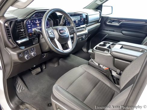 Used 2024 GMC Sierra 1500 Elevation AWD/4WD image 11