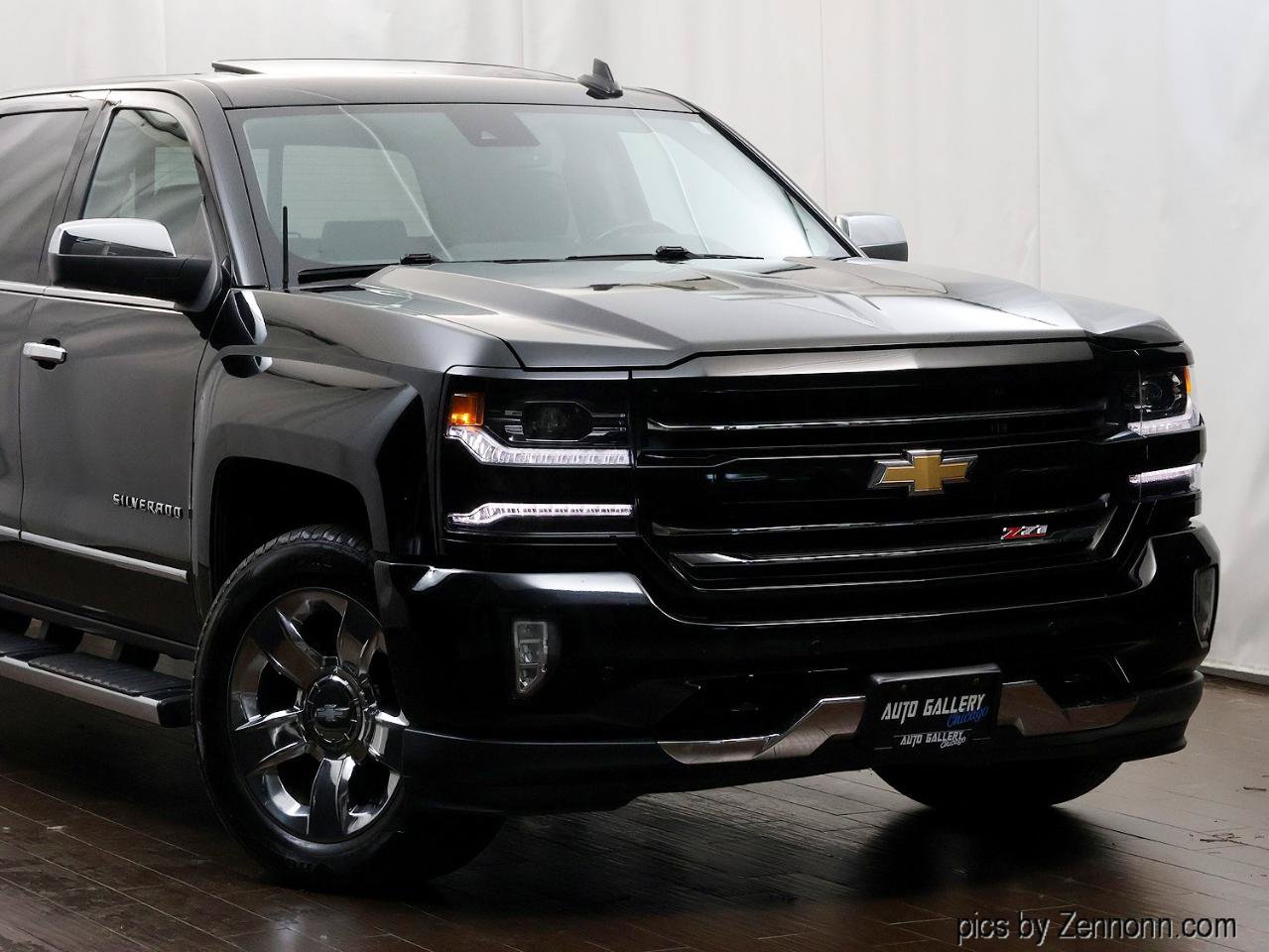 Used 2017 Chevrolet Silverado 1500 LTZ Z71 w/ LTZ Plus Package AWD/4WD image 2