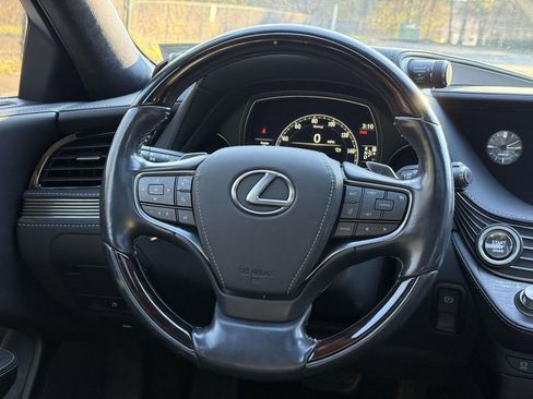 Used 2018 Lexus LS 500 AWD image 9