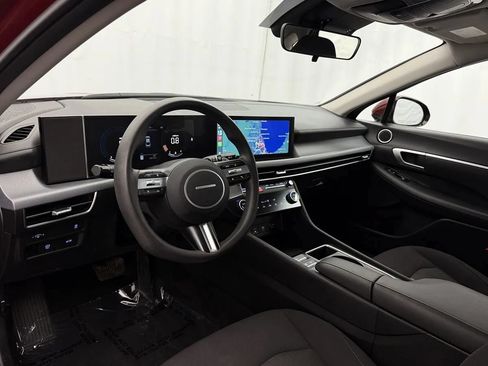 Used 2025 Hyundai Sonata SEL FWD image 6