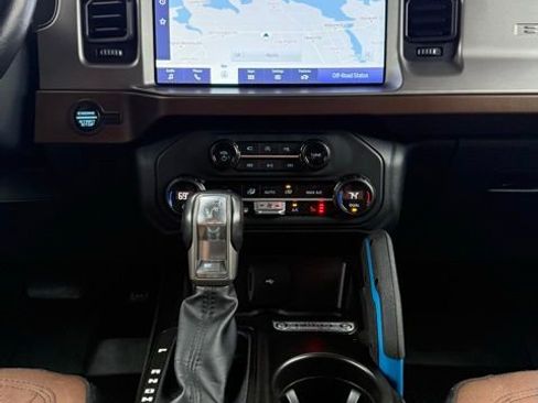 Used 2023 Ford Bronco Outer Banks w/ Sasquatch Package image 27