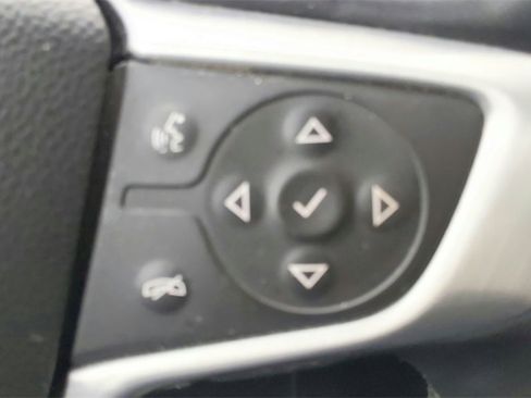 Used 2024 GMC Terrain SLT image 21