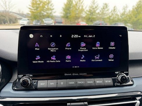 Used 2023 Kia Seltos S w/ Navigation Package image 21