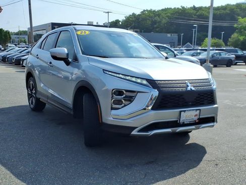 Used 2025 Mitsubishi Eclipse Cross SE AWD/4WD image 3
