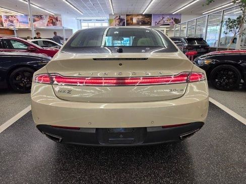 Used 2016 Lincoln MKZ w/ Equipment Group 300A Reserve FWD image 6
