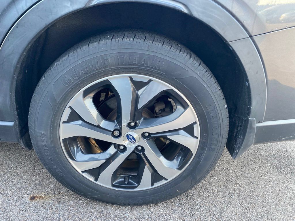 Used 2021 Subaru Outback Limited AWD/4WD image 12