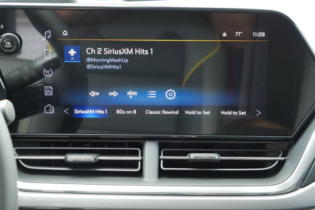 New 2026 Chevrolet Trax ACTIV w/ Driver Confidence Package FWD image 21