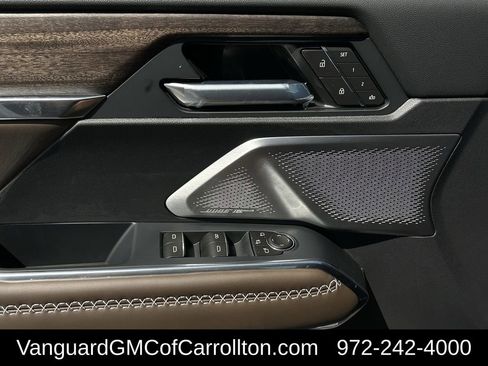 New 2026 GMC Acadia Denali Ultimate w/ LPO, Floor Liner Package image 20