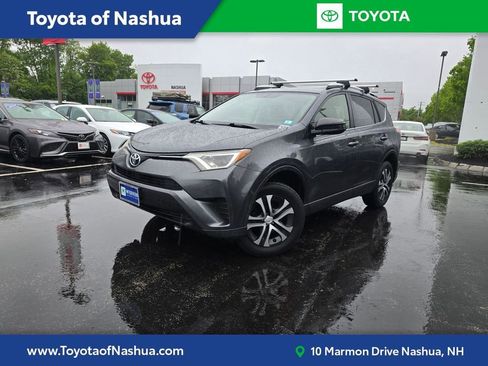Used 2016 Toyota RAV4 LE AWD/4WD image 1