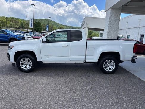 Used 2022 Chevrolet Colorado LT w/ Fleet Safety Package RWD image 24