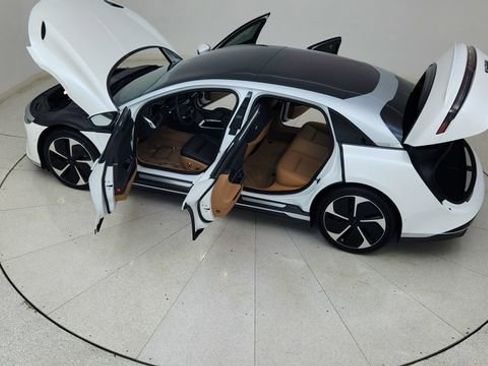 Used 2023 Lucid Air Touring image 83