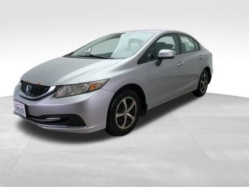 Used 2015 Honda Civic SE image 1