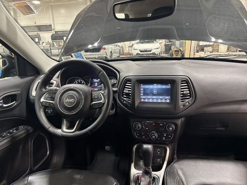 Used 2020 Jeep Compass Latitude w/ Cold Weather Group image 14