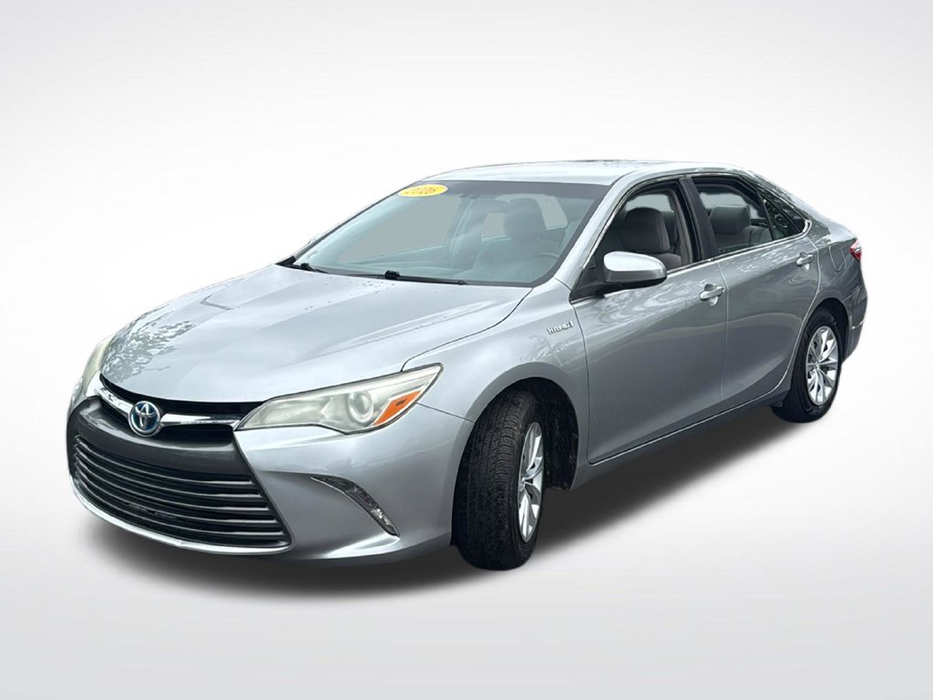 Used 2016 Toyota Camry LE FWD image 3